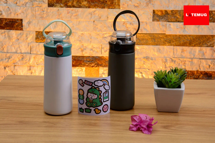 استیکر دارند