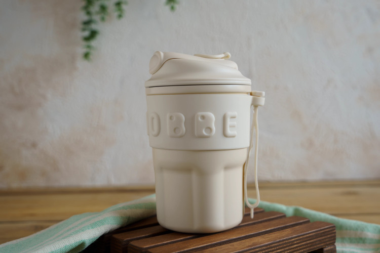 تراول ماگ سفیدCHIOBE