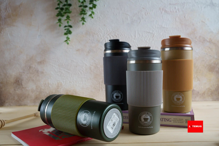 تراول ماگ دور سیلیکونی کافی در چهار رنگ