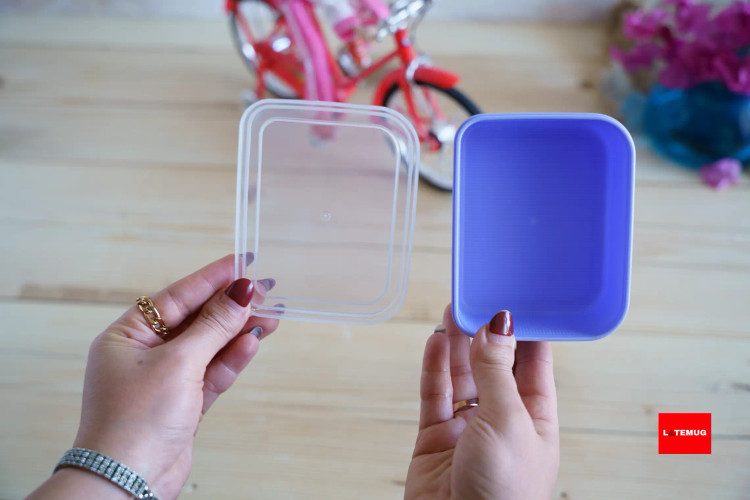 همه ظرفها درب دارند