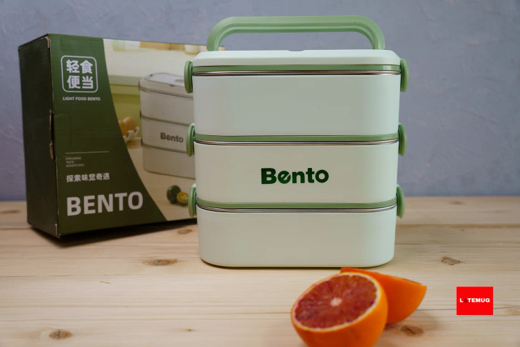 ظرف غذا(لانچباکس)۲۵۰۰میل سه طبقه بنتو رنگ سبز.جعبه دارد