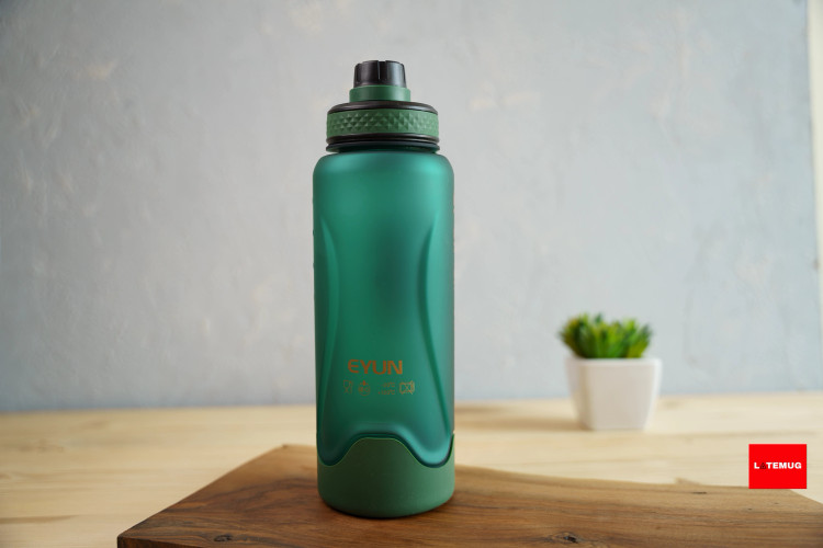 قمقمه یک لیتری ایون EYUN سبز