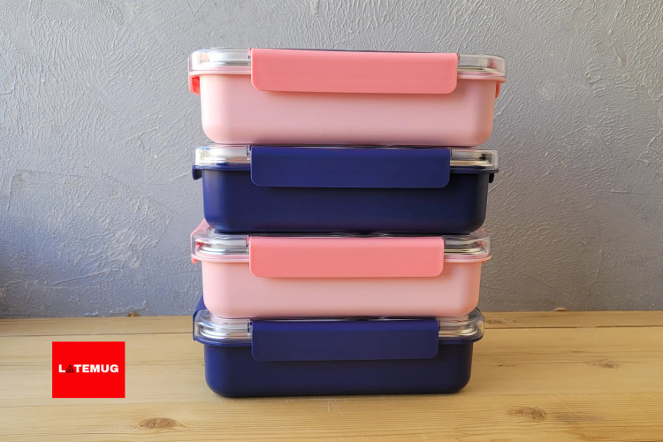 دارای چهار قفل لولایی محکم اطراف ظرف