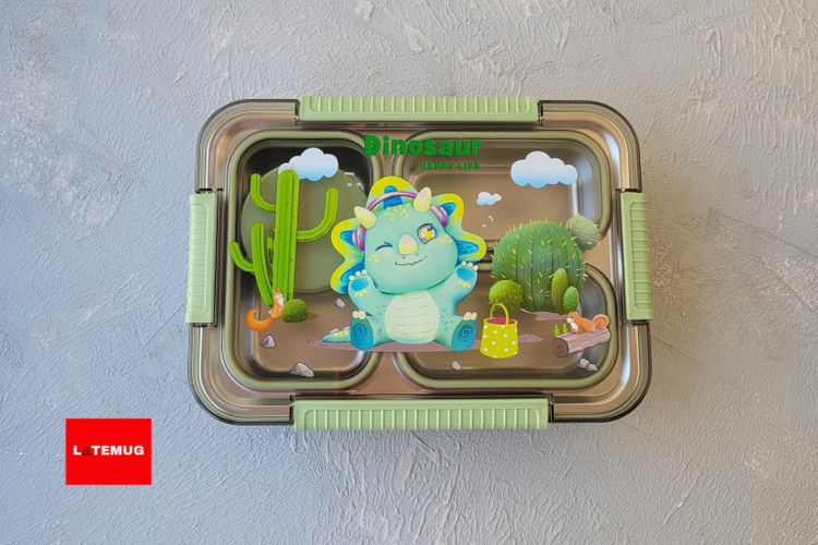 ظرف غذای سه خانه دایناسوری داخل استیل واشردار و کاسه دار همراه با قاشق و چنگال استیل اختصاصی