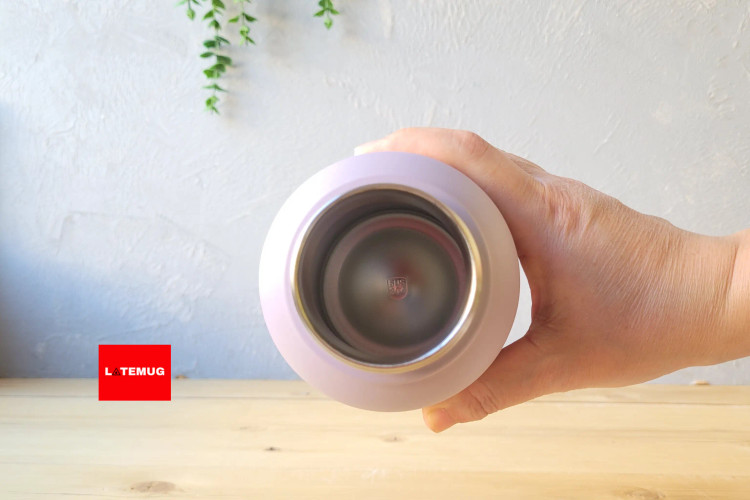 استیل داخل تراولماگ استیل درجه یک 304 هست