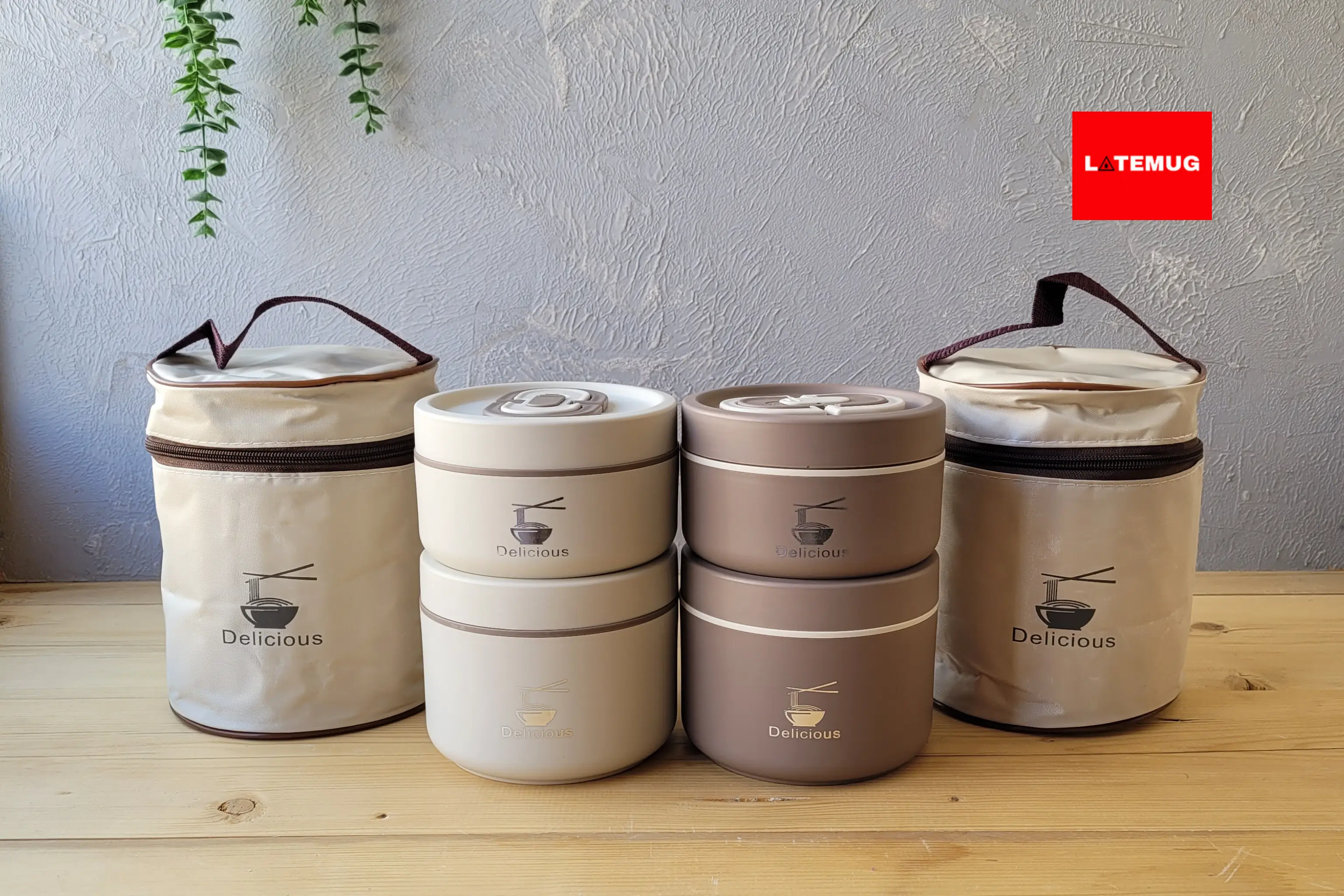 ظرف غذای دو تایی گرد کیف دار دلیشز در دو رنگ کرم و نسکافه ای