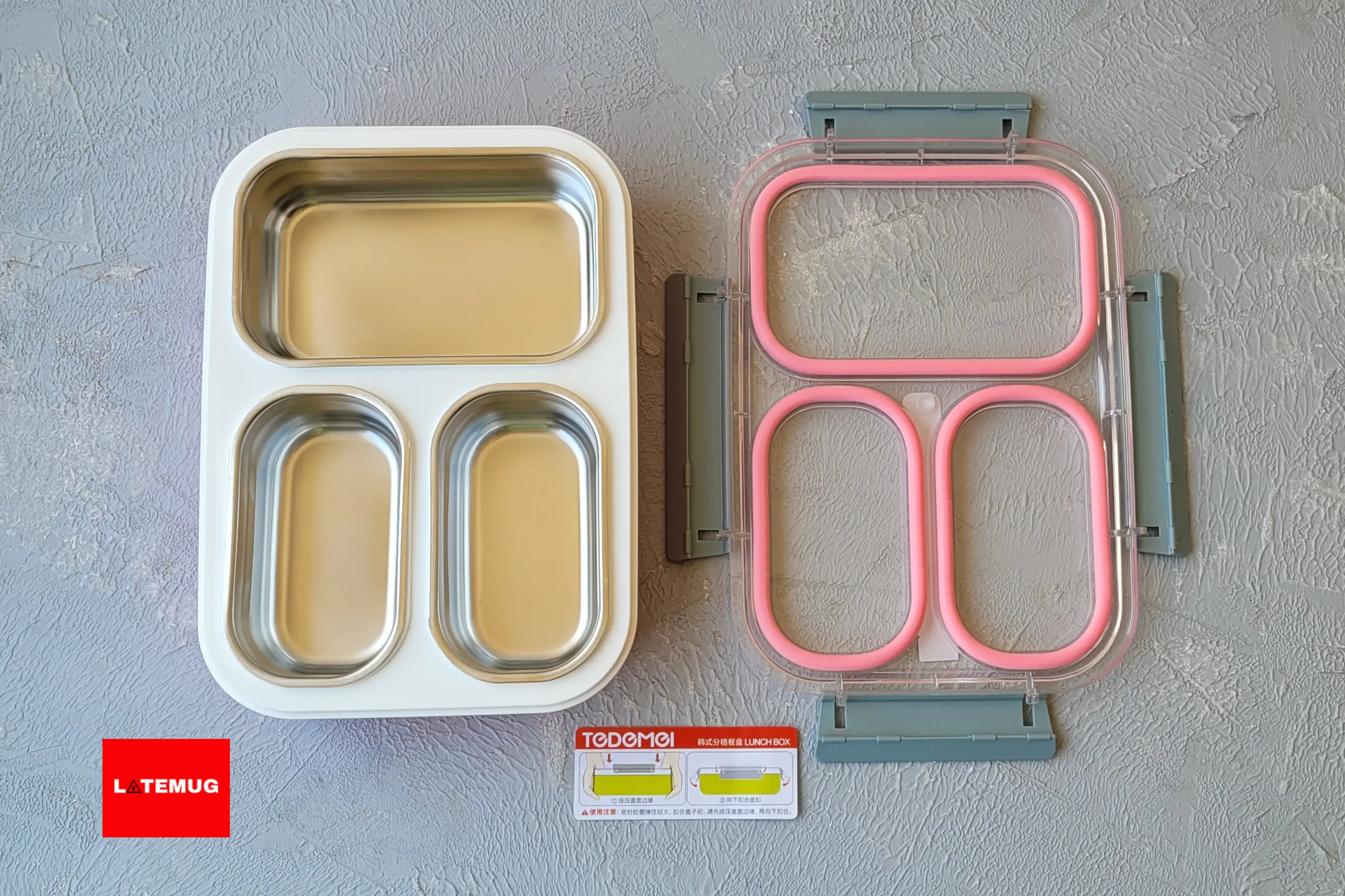 بر روی درب برای هر قسمت واشر جدا داره و غذای سه خانه با هم قاطی نمیشن