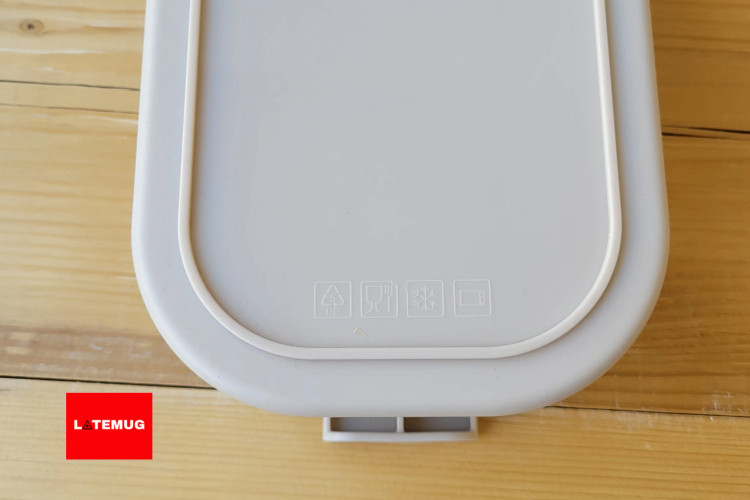 قسمت پلاستیکی قابل استفاده در ماکروفر و فریزر هست