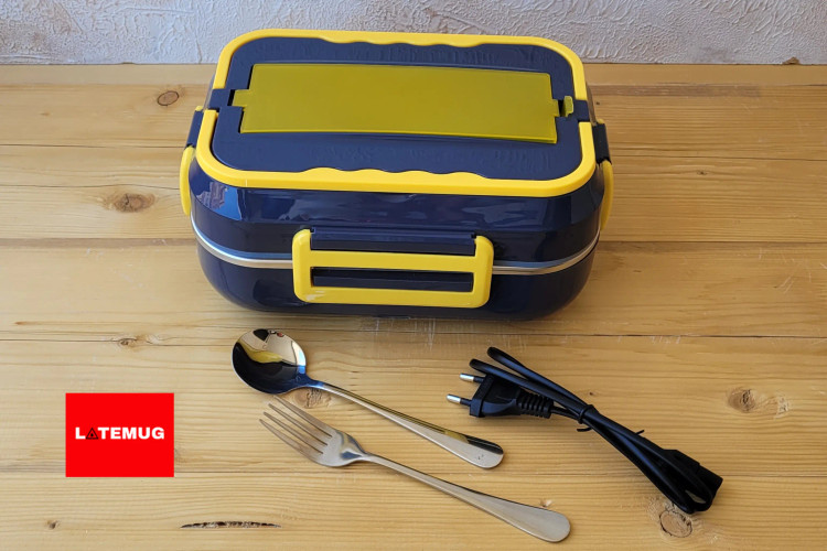 ظرف غذای برقی سه خانه 1/5لیتری همراه با قاشق و چنگال استیل رنگ سورمه ای زرد